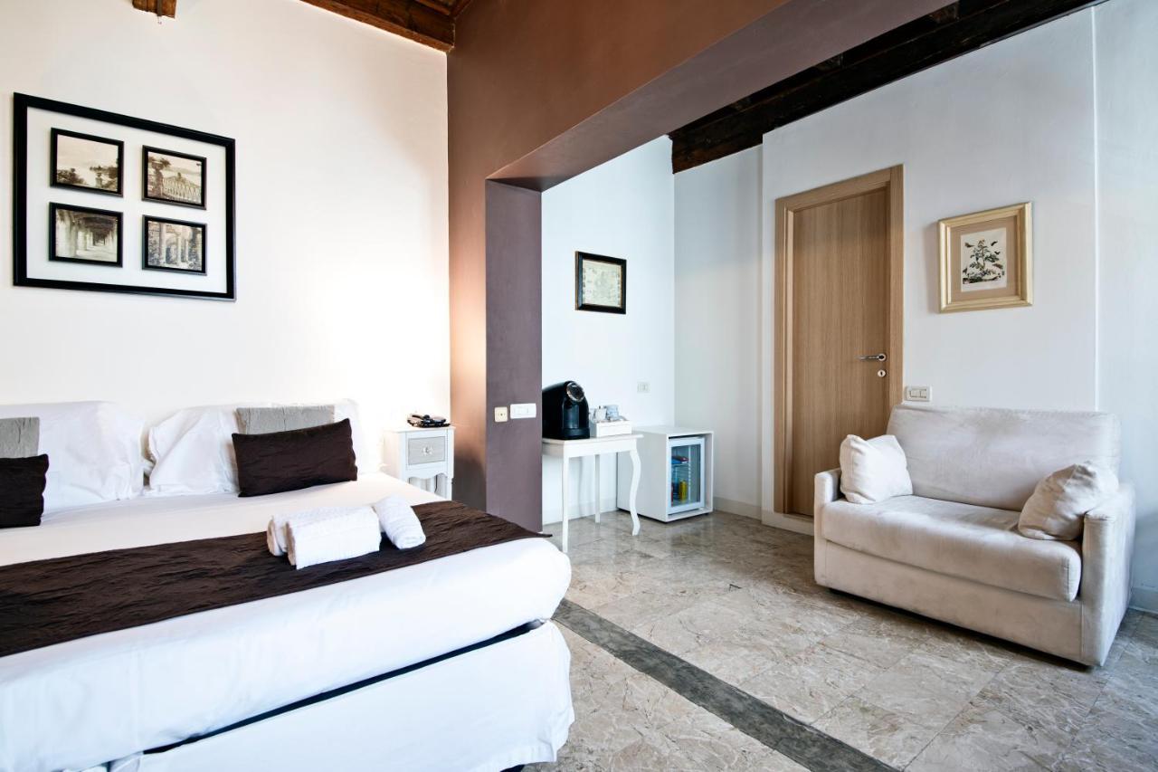 Broletto Hotel