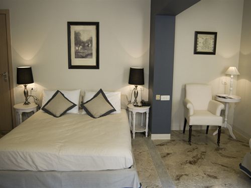 Broletto Hotel 3*